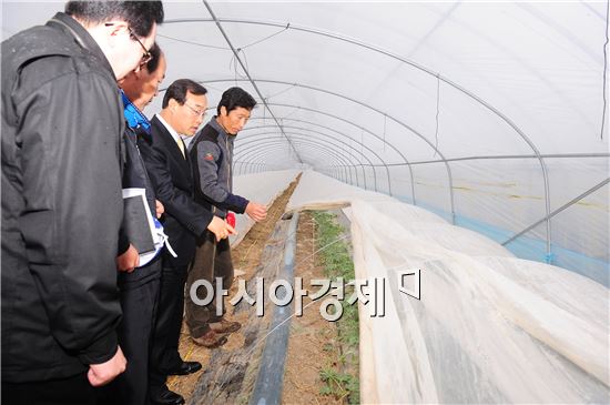 이강수 고창군수, 영농현장 방문 적극적 소통행정 펼쳐