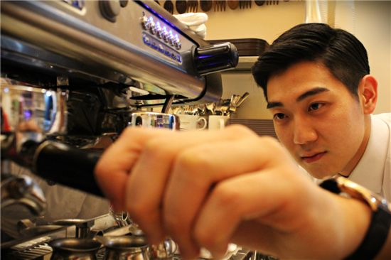 [스투매거진] "바람의 노래를 들어라" 충무로 인쇄골목 미다스의 손, 김병기 대표