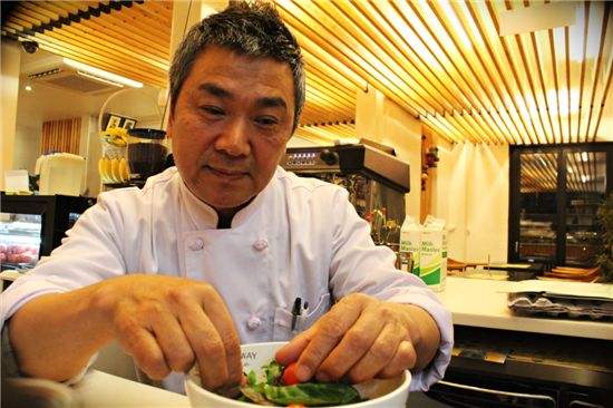 [스투매거진] "바람의 노래를 들어라" 충무로 인쇄골목 미다스의 손, 김병기 대표