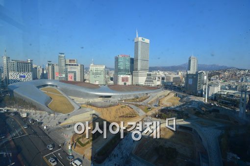 [포토]동대문디자인플라자, 드디어 시민들 품으로 