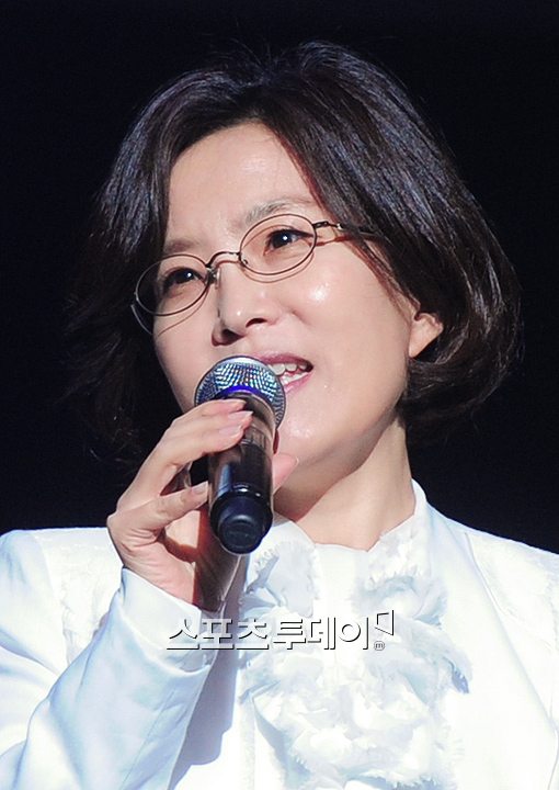 '힐링캠프', 이선희 효과 '톡톡'…2주 연속 月 예능 1위
