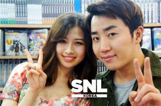 'SNL코리아'에 '맥심 여신' 최정문 출연, 홍진호 유혹?