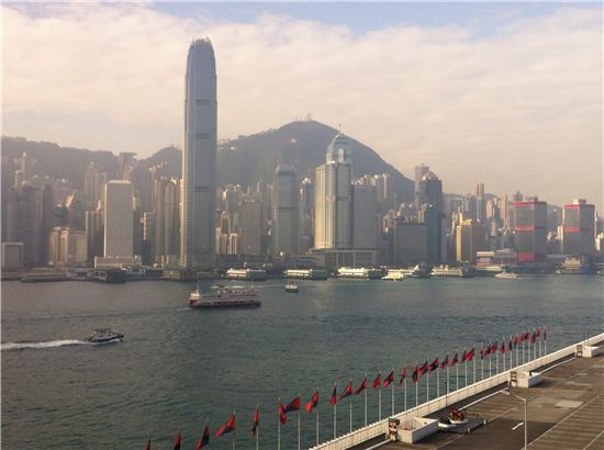외국운용사도 中채권 투자…불안한 홍콩 센트럴街의 희망