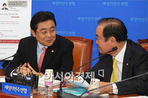 [포토]의견 나누는 전병헌·장병완