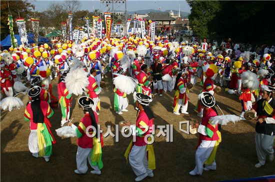 찾아가고 찾아오는 풍물 굿 고창농악대