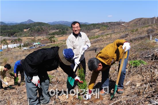 고창군 제69회 식목일 맞아 “산불 피해지 복구”  실시