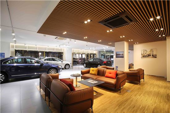 볼보, 서초전시장 공식 오픈…강남권 판매강화