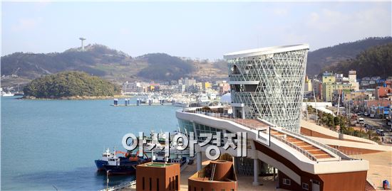 완도해조류박람회, "관람객 70만명 유치 청신호"