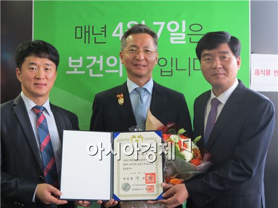 서울아산병원, 최재원 교수 대통령 표창 수상