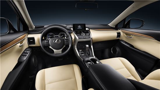 렉서스, 첫 콤팩트 크로스오버 SUV 'NX' 이미지 공개