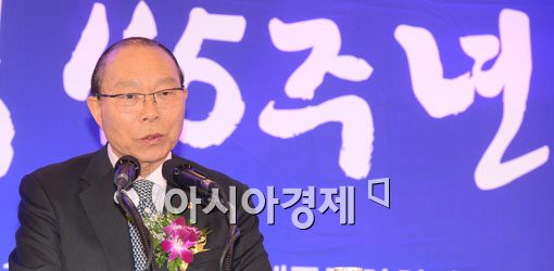 [포토]기념사하는 이심 대한노인회장 