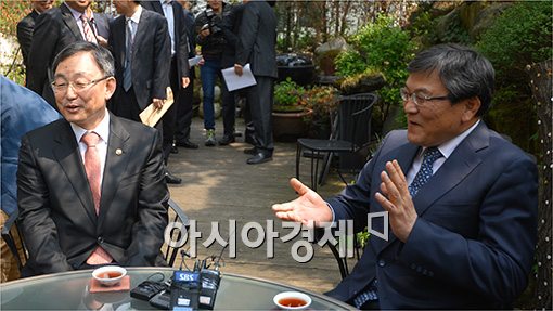 미래부 장관·방통위원장 첫만남…"원활한 업무조율"