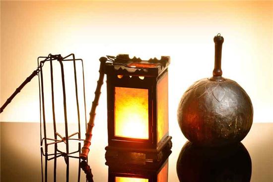 '촛대·화촉·제등' 전통 등기구 모인다…'우리의 불그릇, 등잔'展