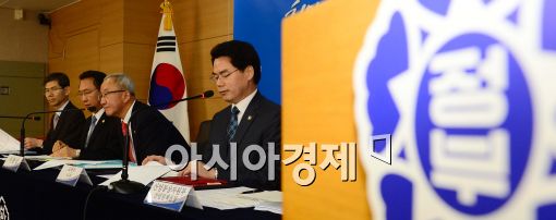 [포토]현오석 부총리 "일 원하는 사람에게 일자리 주는 것이 진정한 복지"