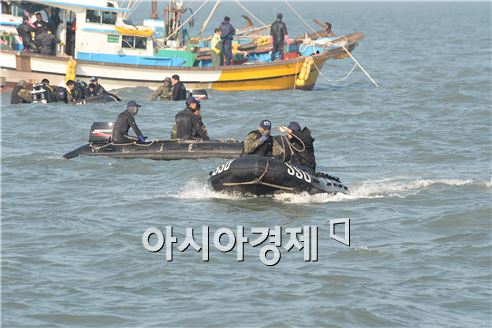 세월호, 수색 재개 사흘만에 시신 1구 추가 수습…실종자 28명