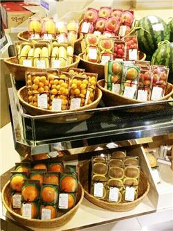 현대그린푸드, 친환경 소포장 과일 세트 출시