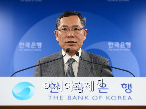 [포토]1분기 GDP발표하는 정영택 한국은행 국장 