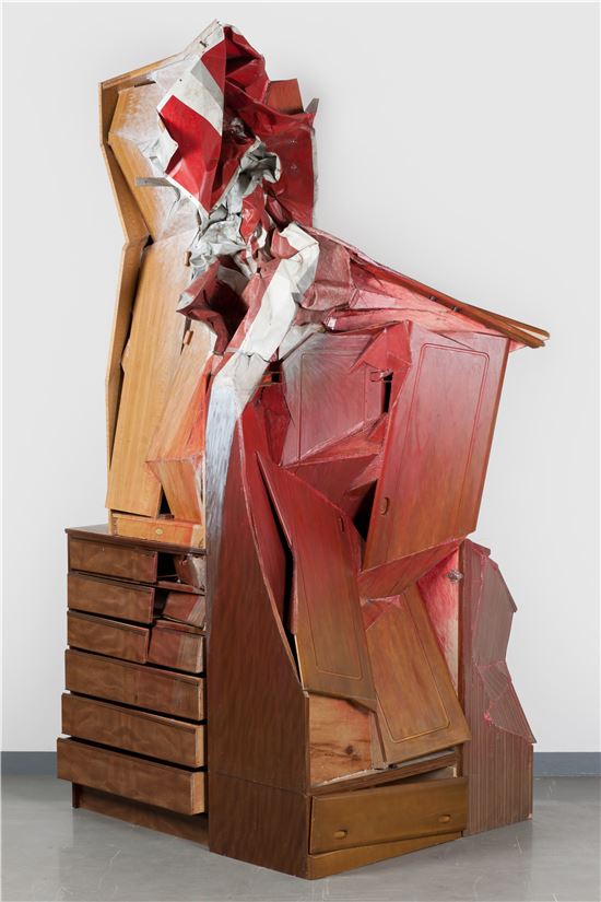 '파괴된 물건이 말한다, 기억하라고'…아오노 후미아키展