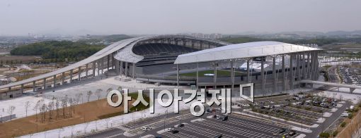 [포토]모습 드러낸 인천아시아드주경기장
