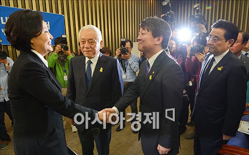 [포토]새정치민주연합 원내대표로 선출된 박영선 의원