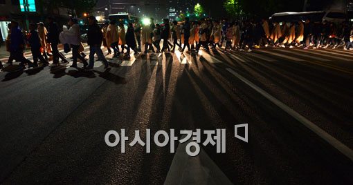 [포토]깊어진 가족들의 슬픔 