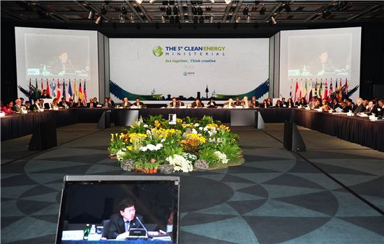▲12일 서울 그랜드하얏트호텔 그랜드볼룸에서 23개국 주요국가 에너지 장관들이 참석하는 '제5차 클린에너지 장관회의(CEM)'가 개최됐다.