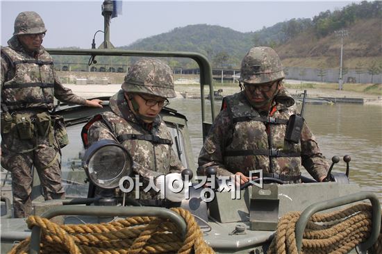 작전에 희망을 잇는 공병대대의 도하작전
