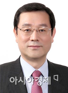 이용섭, 더민주 복당…"철새 정치인 아닌 선비의 곧은 정신"
