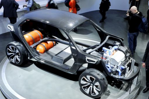 지난 3월 스위스 제네바 모터쇼에서 전시된 현대차의 차세대 컨셉트카 인트라도에는 효성의 탄소섬유가 적용됐다.