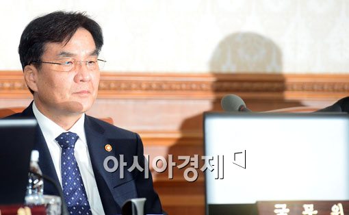 [포토]강병규 안정행정부 장관의 고민 