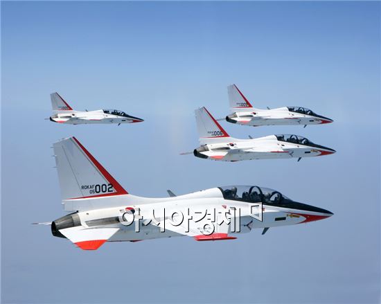한국항공우주산업(KAI)에서 생산하는 T-50고등훈련기