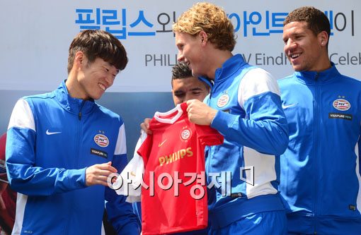 [포토]함박웃음 캡틴박 