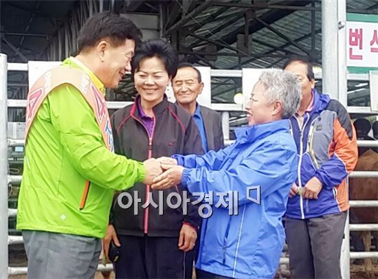 조충훈 순천시장 후보, " 정책선거 호응 좋아"