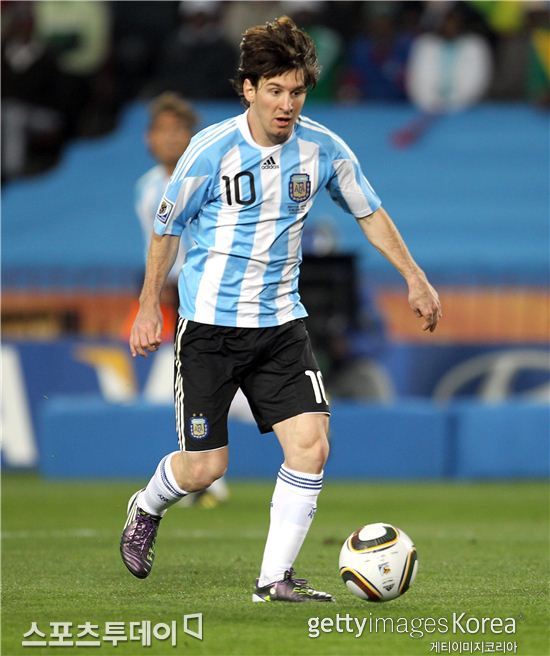 아르헨티나의 리오넬 메시, 나이지리아전 2골로 득점 공동선두/ Getty Images