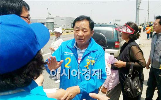 안병호 군수 후보, “학교면 유세를 통해 중단 없는 함평발전 약속”