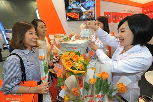 TNT코리아 네덜란드서 생명 배송 '튤립' 증정