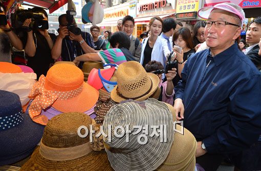 [포토]우리 손녀가 머리가 좀 큰데 