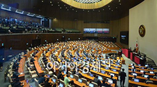 [포토]본회의장 방청석에 앉은 세월호 희생자·실종자 가족들 