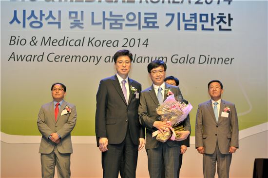 녹십자 김성화 부장, 보건복지부장관 표창 수상
