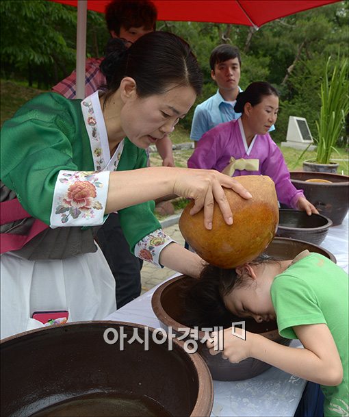 [포토]청포물 머리감기