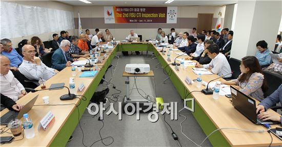 지난 1일 광주U대회 조직위위회 7층 회의실에서 국제대학스포츠연맹(FISU) 국제기술위원회(CTI) 점검단이 A그룹 9개 종목의 대회 준비상황을 점검한 후 조직위와 함게 최종 정리회의를 개최했다.