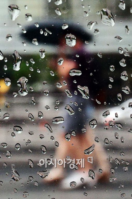 [포토]비 오는 서울 도심