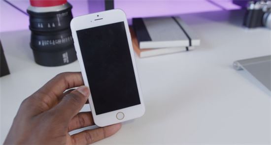 "팍스콘, 다음달 4.7인치 아이폰6 생산 시작" 