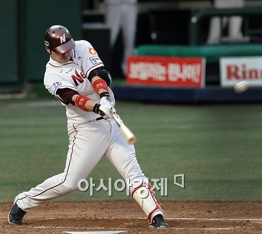 [포토]박병호, '백투백 홈런 쾅!'