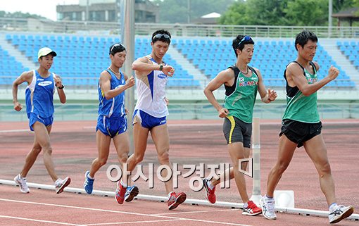 [포토]최병광, '시간 체크는 필수'