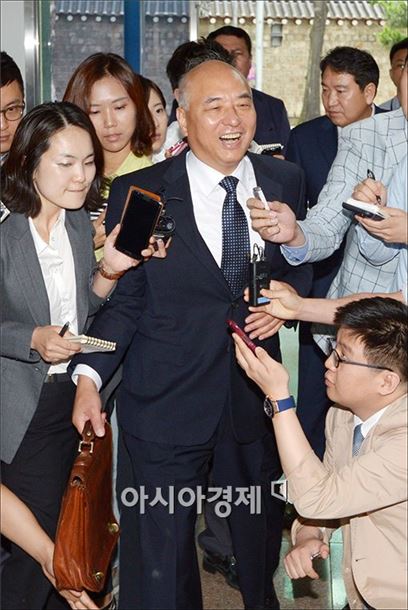 문창극 총리 후보자, 김기춘 실장 인사와 관련 질문에 "잘모르겠다"
