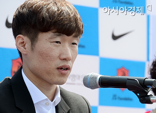▲최근 은퇴한 전직 축구선수 박지성이 월드컵 해설위원들을 분석해 화제다. 