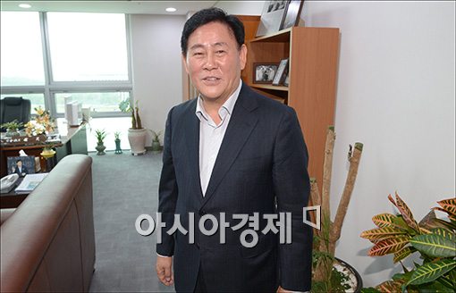 [프로필]최경환 부총리 겸 기획재정부 장관 내정자