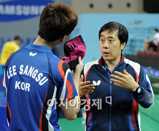 [포토]유남규 감독, '자신있게 승부해!'