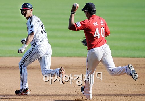 [포토]박용택,'무서운 것이 온다'